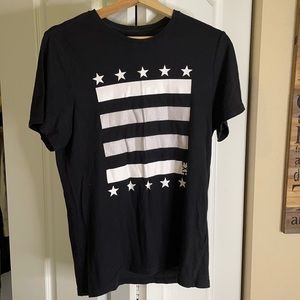 Black express shirt